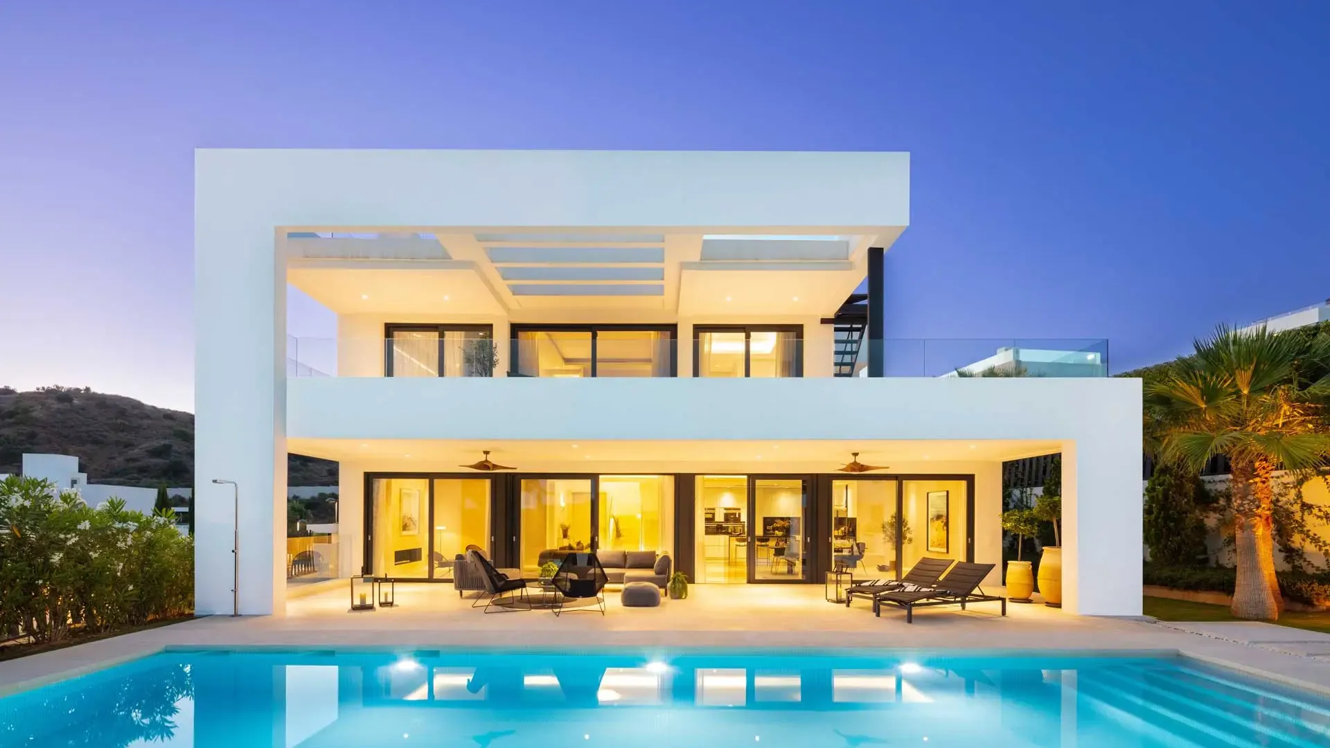 Villa for sale in Los Olivos, Nueva Andalucia, Marbella