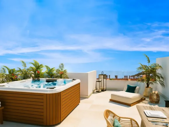 Town House for sale in Bahia de las Rocas, Manilva