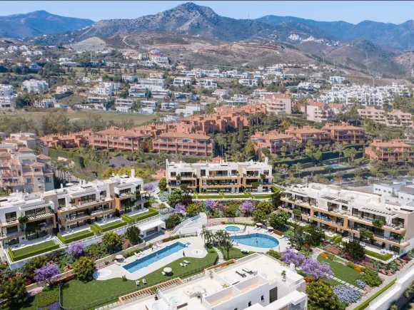 New project in a privileged location right next to Marbella - Last Units - Completion this Summer