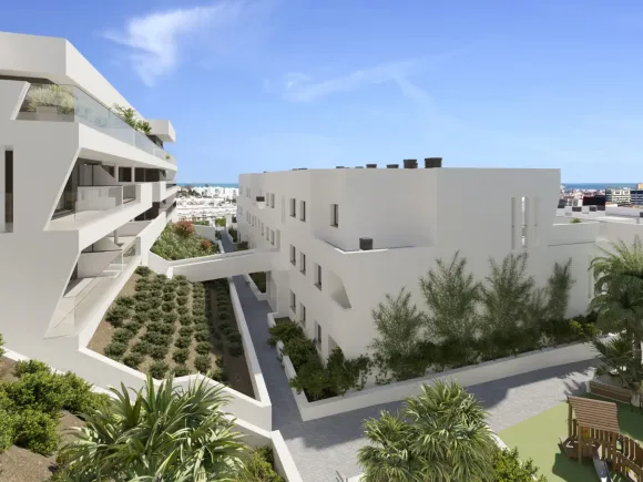 Ground Floor Apartment for sale in Estepona