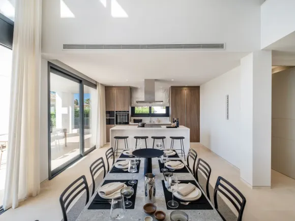 Stunning Villa in El Paraiso, Estepona