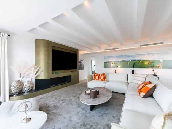 Stunning villa in Sierra Blanca, Marbella