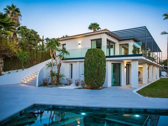 Stunning villa in Sierra Blanca, Marbella