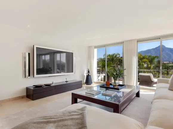 Luxury villa for sale in Las Brisas, Nueva Andalucia, Marbella
