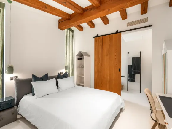 Villa Nazari - Unique frontline golf villa in an exclusive gated community in Nueva Andalucia