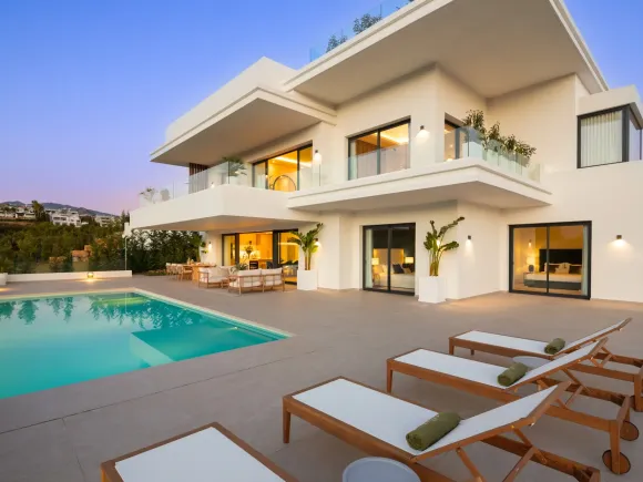 The Resina 6ix Villa