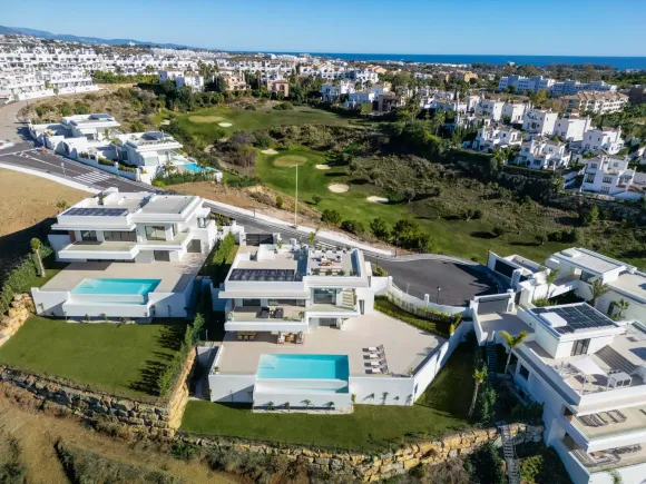 The Resina 6ix Villa