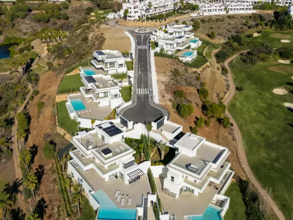 The Resina 6ix Villa