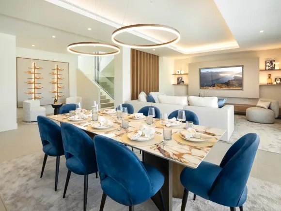 The Resina 6ix Villa