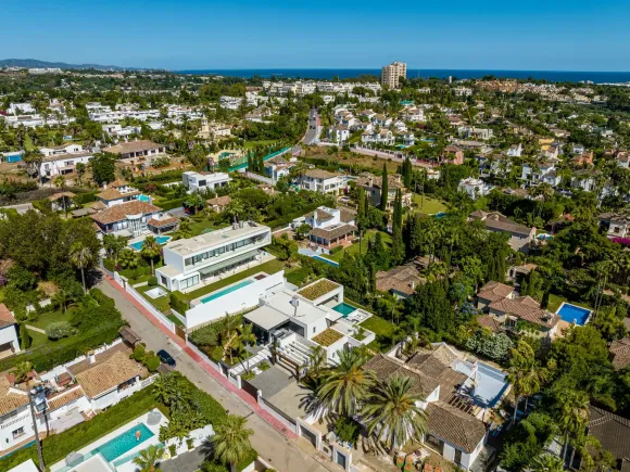 VILLA SIRIUS