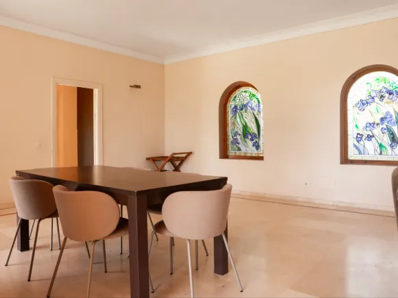 Beachside Villa for sale in Paraiso Barronal, Estepona
