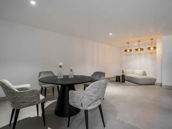 Luxury Brand New Villa