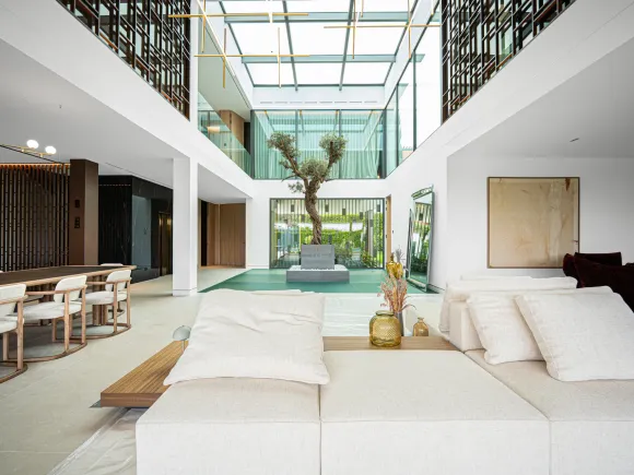 Villa for sale in Marbella Golden Mile