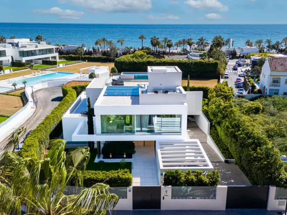 Villa for sale in Marbella Golden Mile
