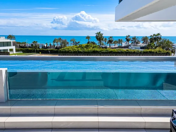 Villa for sale in Marbella Golden Mile