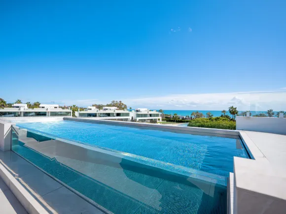 Villa for sale in Marbella Golden Mile