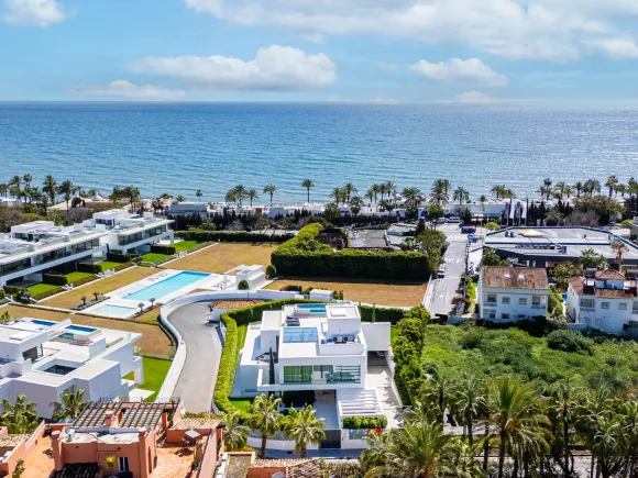 Villa for sale in Marbella Golden Mile