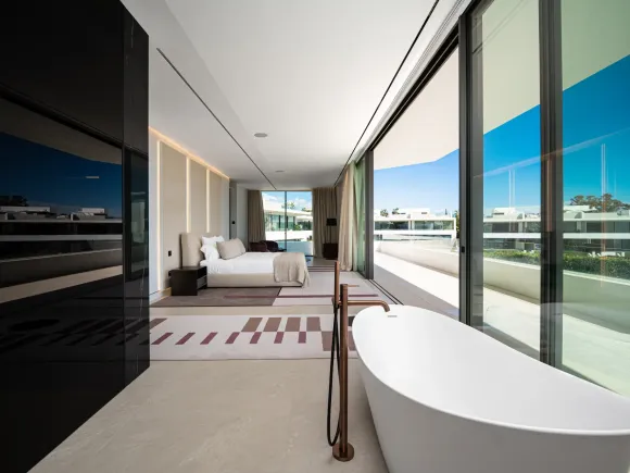 Villa for sale in Marbella Golden Mile