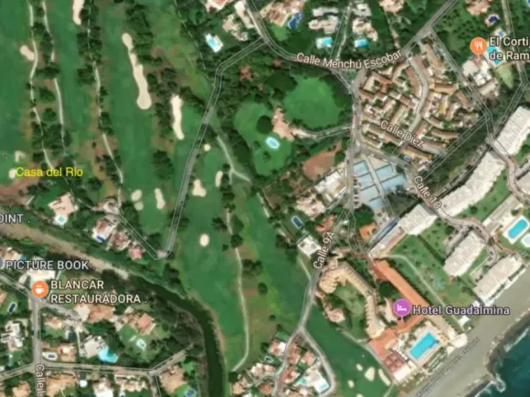 Villa for sale in Guadalmina Baja, San Pedro de Alcantara
