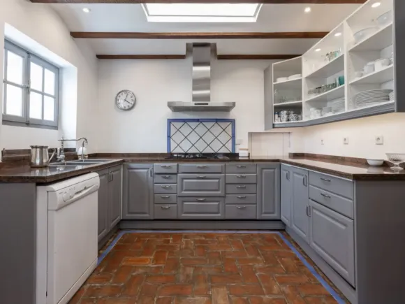 Villa for sale in Guadalmina Baja, San Pedro de Alcantara