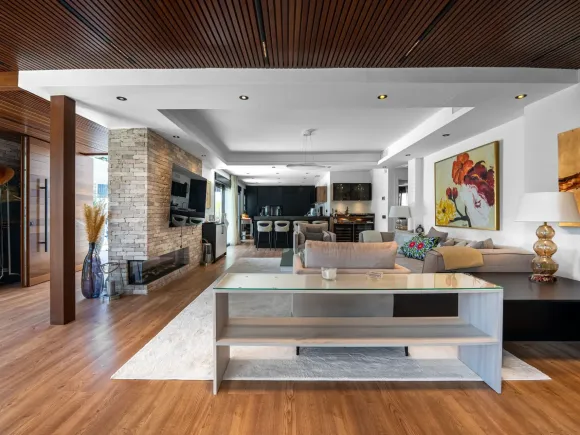 Villa for sale in El Rosario, Marbella
