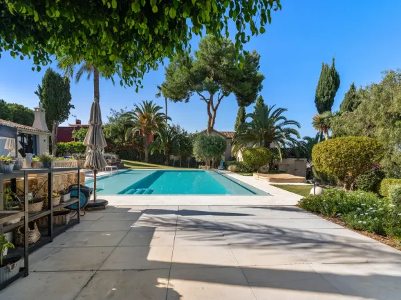 Villa for sale in Marbella
