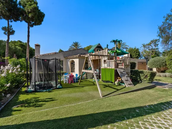 Villa for sale in Marbella