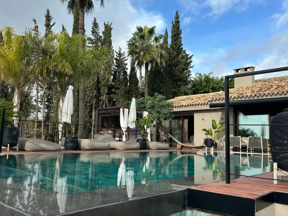 Villa for sale in La Capellania, Marbella
