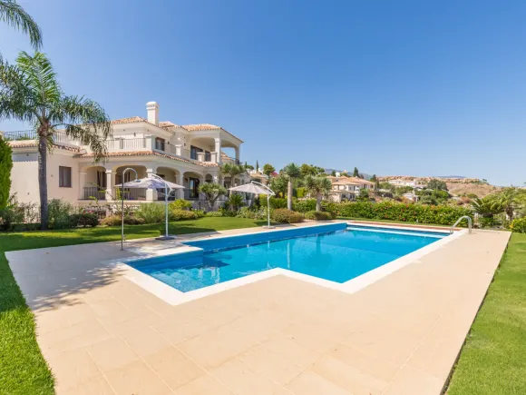 CASA AMIRA