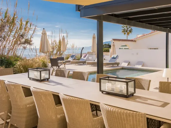 VILLA COSTABELLA