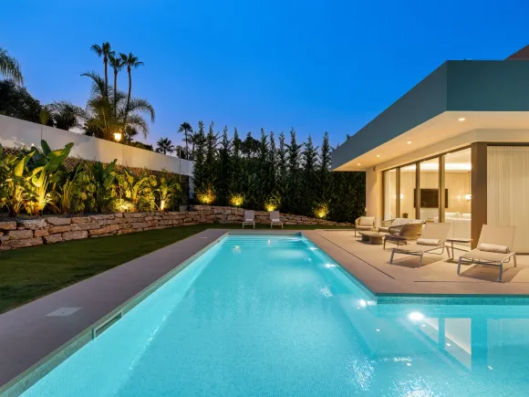 VILLA ELYSIA