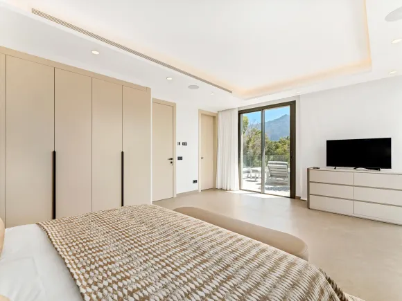 VILLA ELYSIA
