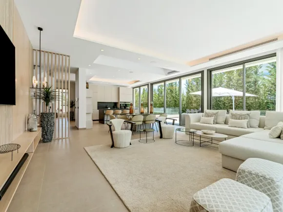 VILLA ELYSIA