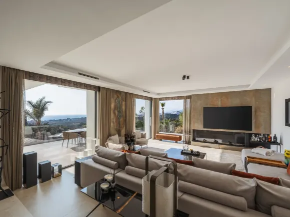 VILLA LA VISTA