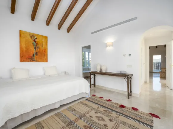 VILLA LOS ALTOS
