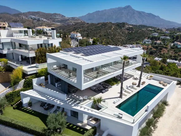 VILLA MIKA