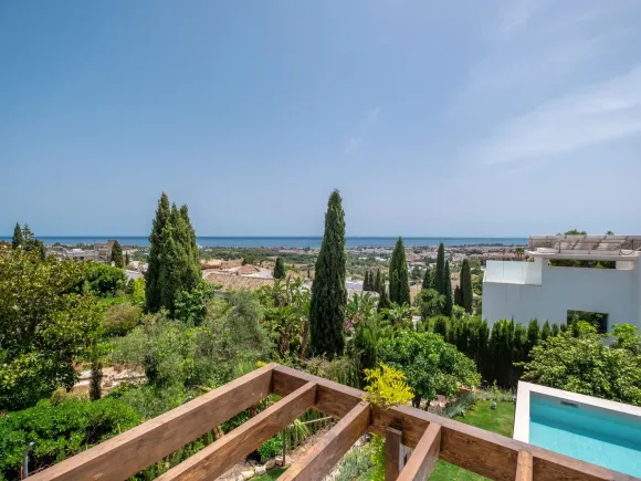 VILLA MINOO
