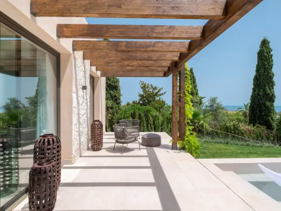 VILLA MINOO