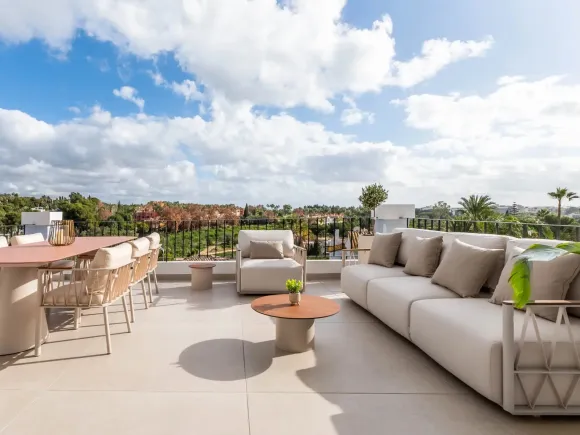 A Luxury Double-Apartment Conversion with Sea Views and a Central Location