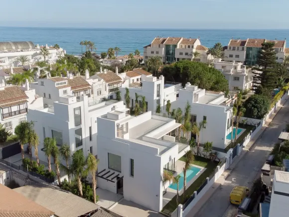 Modern Villa Rio Verde, Golden Mile, just 100 m from the beach