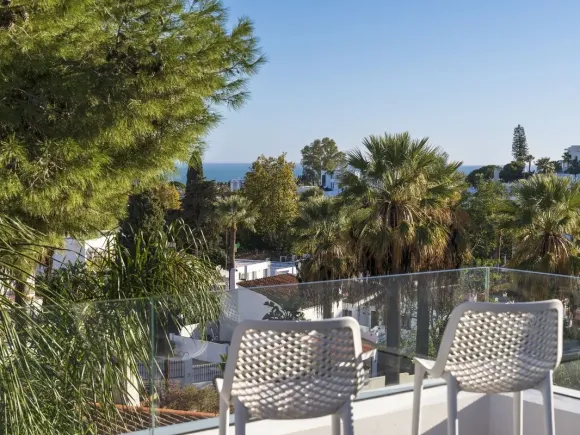 Villa for sale in Nueva Andalucia, Marbella