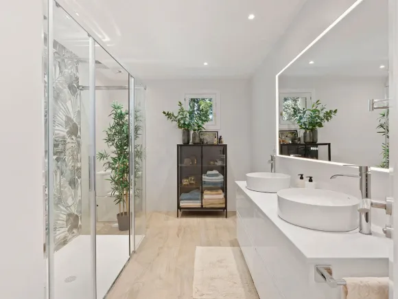 PENTHOUSE ALCORES