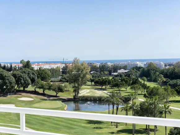 PENTHOUSE ALCORES