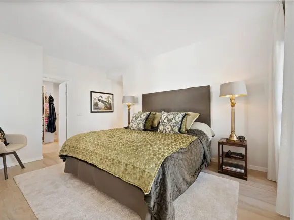 PENTHOUSE ALCORES