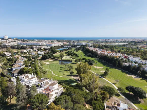 PENTHOUSE ALCORES