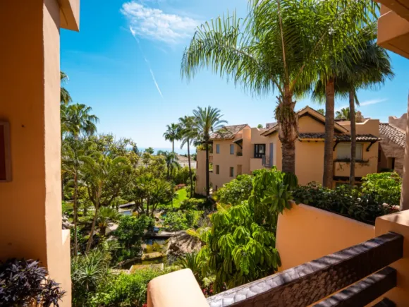 Apartment for sale in Sierra Blanca, Marbella Golden Mile