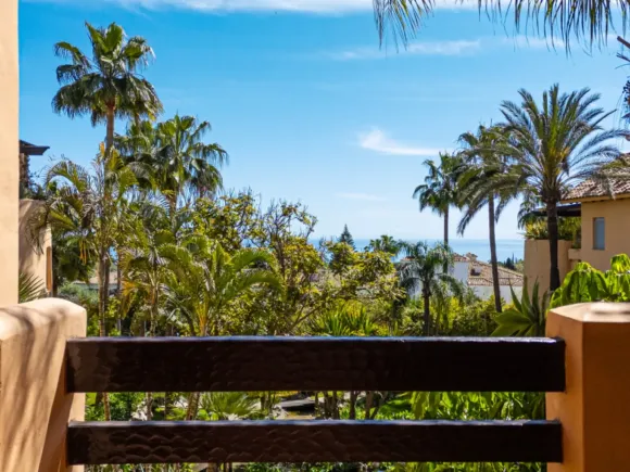 Apartment for sale in Sierra Blanca, Marbella Golden Mile