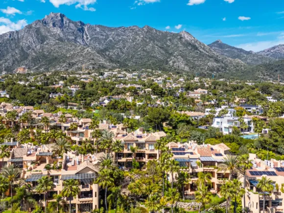 Apartment for sale in Sierra Blanca, Marbella Golden Mile