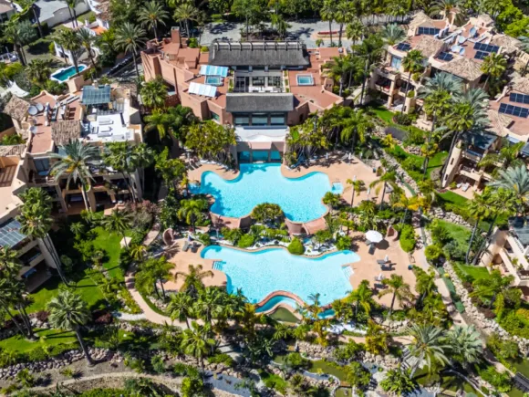 Apartment for sale in Sierra Blanca, Marbella Golden Mile