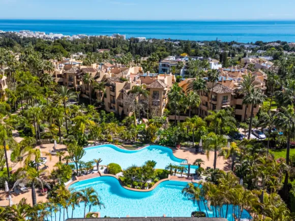 Apartment for sale in Sierra Blanca, Marbella Golden Mile